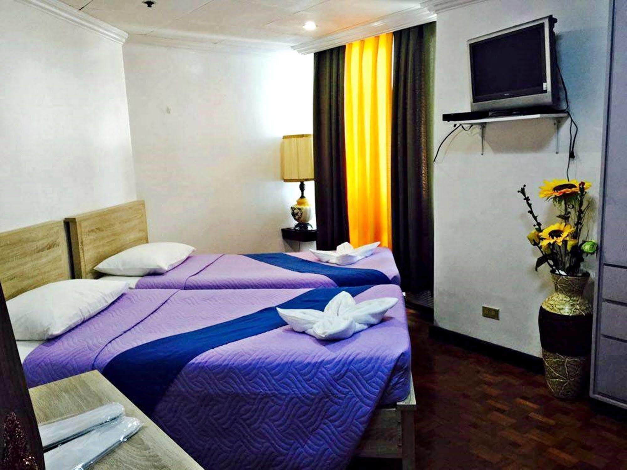 Fil Star Airport Guest House Paranaque City Exteriör bild